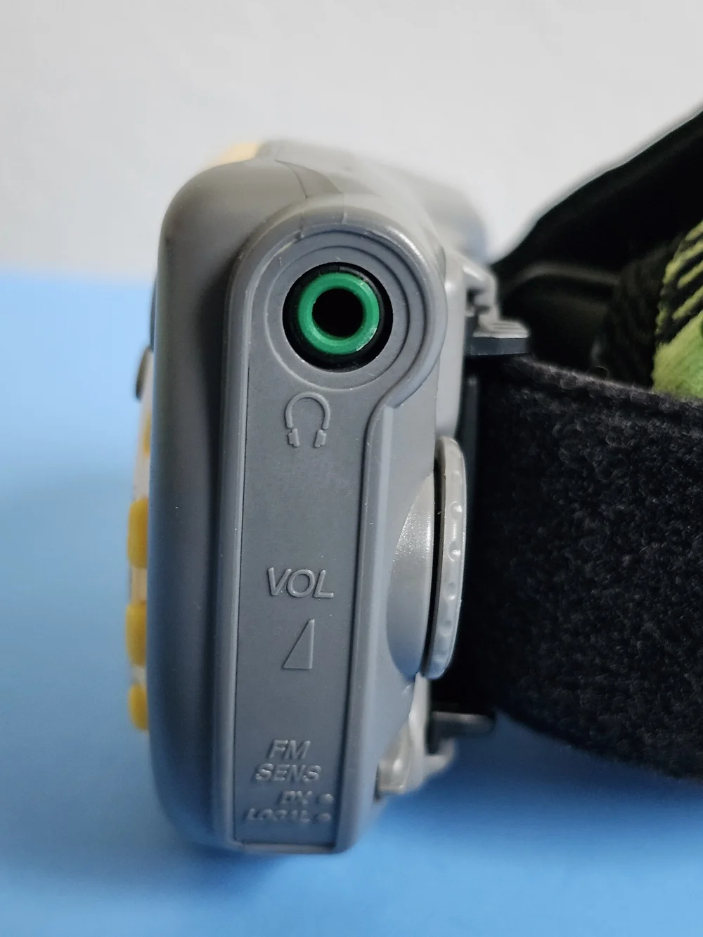 Vintage Sony Sports Walkman SRF-M78 AM/FM Portable Radio Armband TESTED WORKING